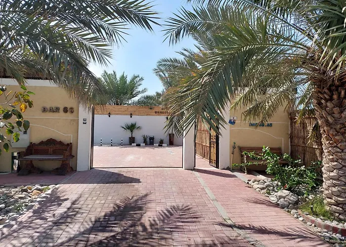 Dar 66 Pool Chalets With Jacuzzi
